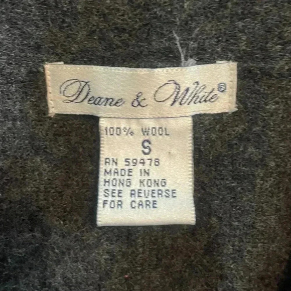 Woolen Deane & White Wool Button Down Grey Cardigan - Picture 8 of 14